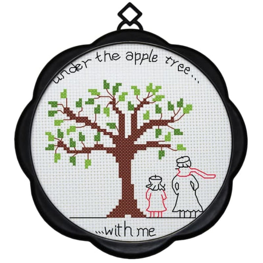 Under the apple tree - 11CT / 17×17